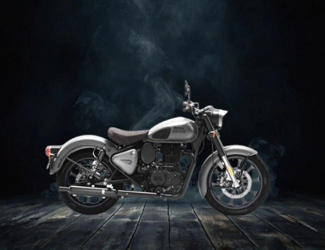 Royal Enfield Gunmetal 350 Grey on Rent