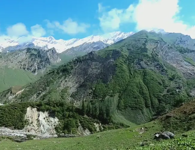 Beas Kund Trek Package